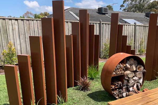 Feature Fencing | Stratco Australia