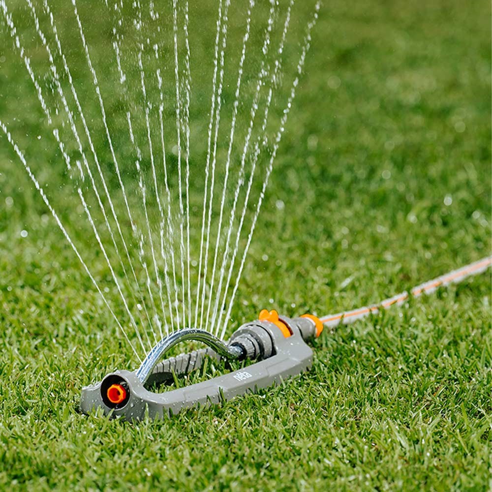 Neta Oscillating Sprinkler